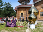 Освящение куполов и крестов в Сержантово
