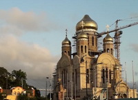 Все купола установлены на строящийся Спасо-Преображенский собор