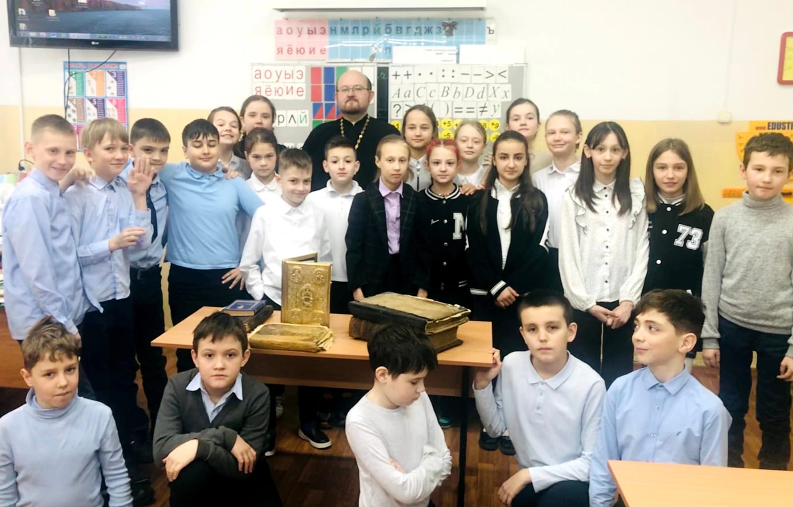 В школах Находкинской Епархии отметили неделю Православной книги.