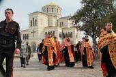В Крыму стартовал пеший крестный ход, участники которого планируют пройти до Смоленска