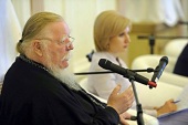 При поддержке Патриаршей комиссии по вопросам семьи в Общественной палате РФ прошел форум «Укрепление и защита семьи — в центре государственной политики»