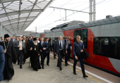 Святейший Патриарх Кирилл стал одним из первых пассажиров Московского центрального кольца