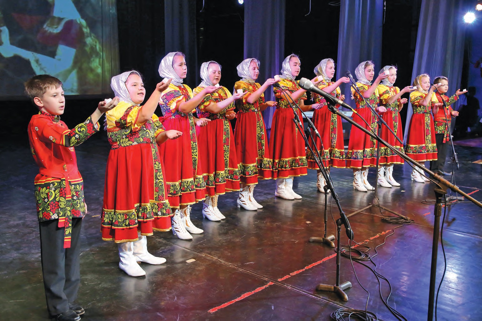 Видео выступлений  коллективов на  Дальневосточной  Ярмарке хоров  « За  Веру и Отечество »  (+ Видео)