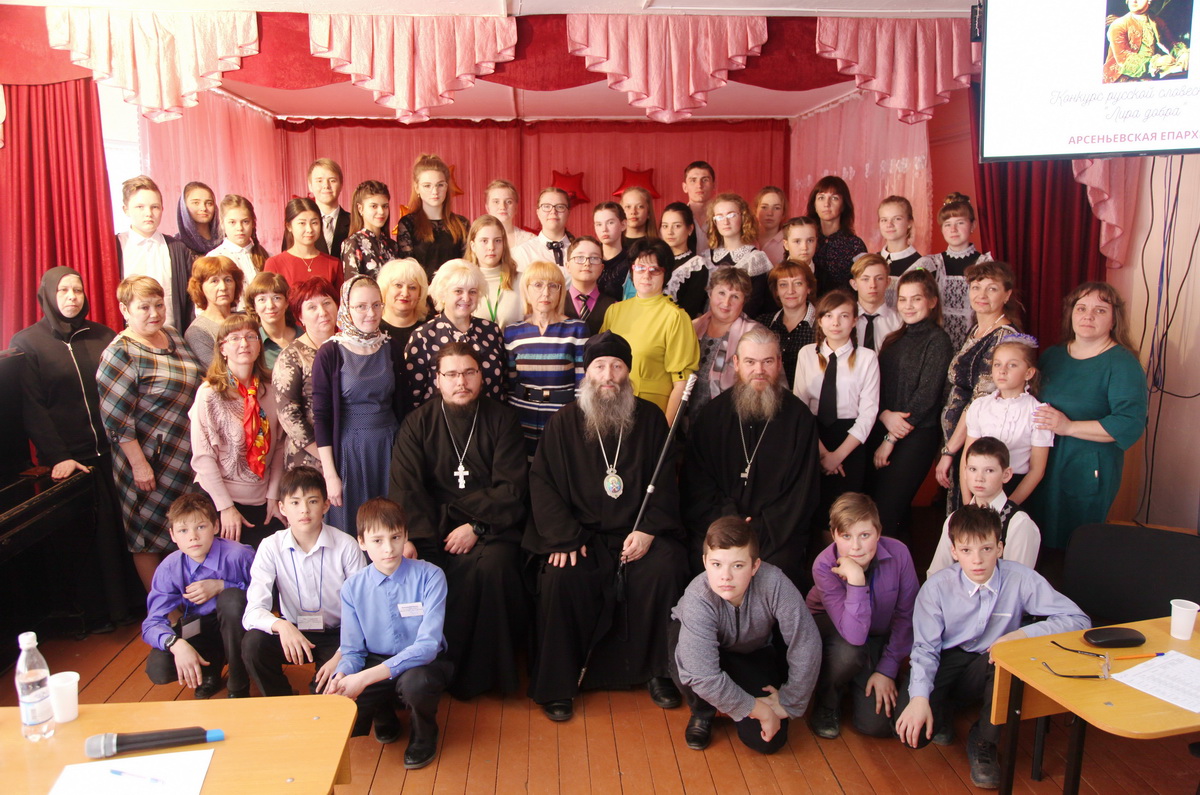 В Чугуевке впервые прошел конкурс чтецов «Лира добра»