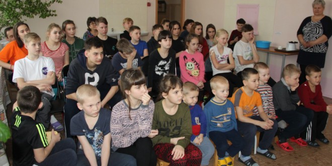Добровольцы Уссурийска организовали праздник для детей из реабилитационного центра