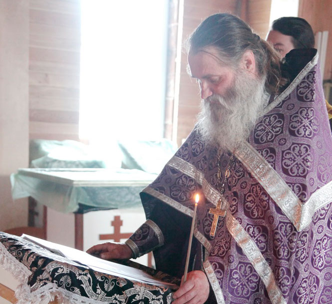 Владыка Гурий совершил чин Марииного стояния в п. Пластун