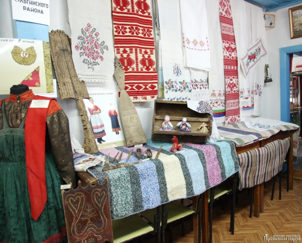 Сквозь столетия (+ Видео)