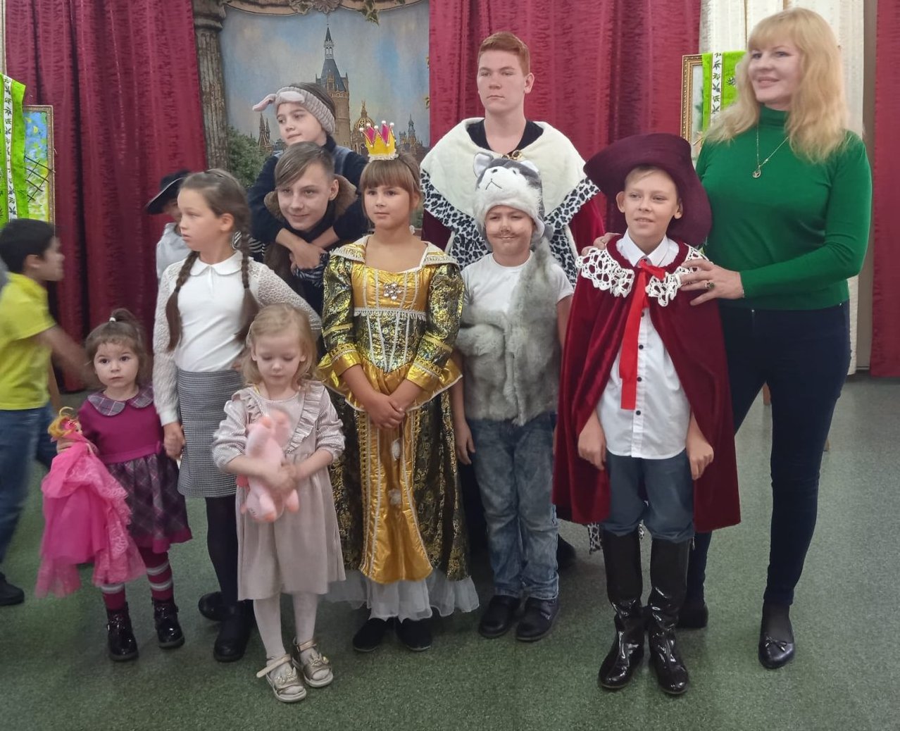 Воспитанники воскресной школы Казанского храма показали спектакль