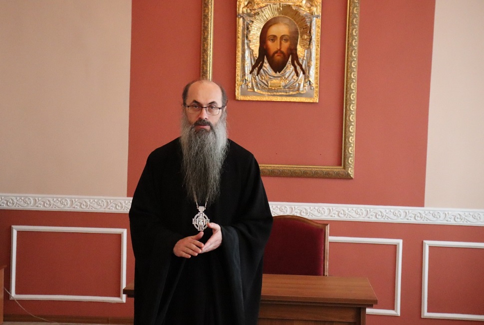 Епископ Уссурийский Иннокентий провел совещание с игуменами и игумениями монастырей