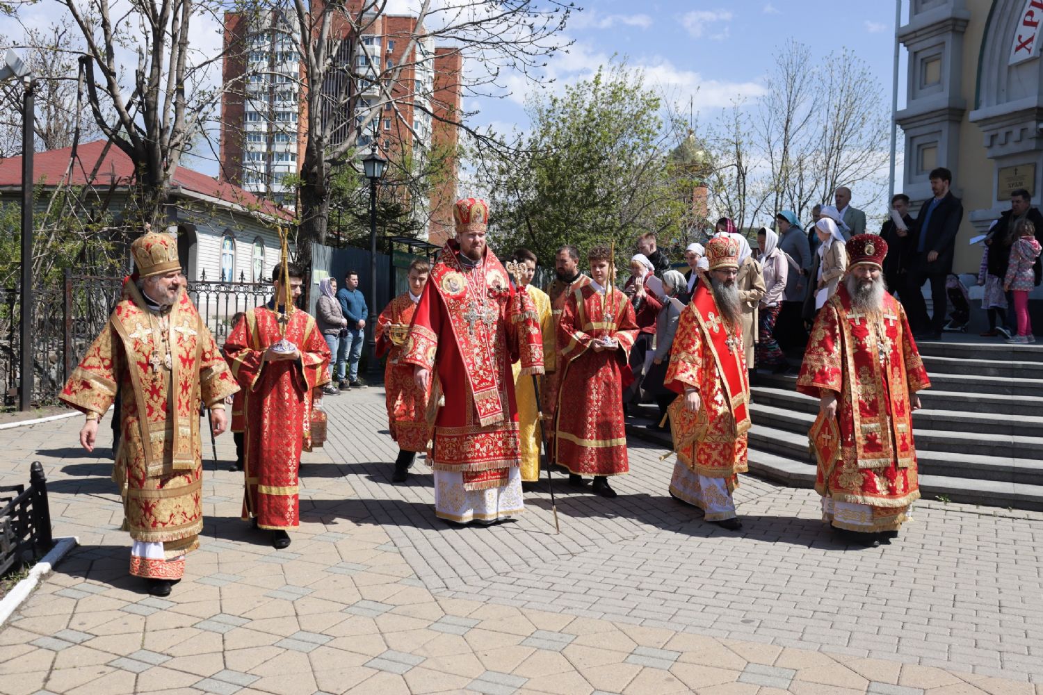Владыка Гурий принял участие в Соборной Литургии в Покровском соборе г. Владивостока (+ Фото)