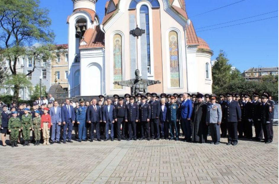 Руководитель епархиального отдела принял участие в церемонии принятия присяги курсантов МВД