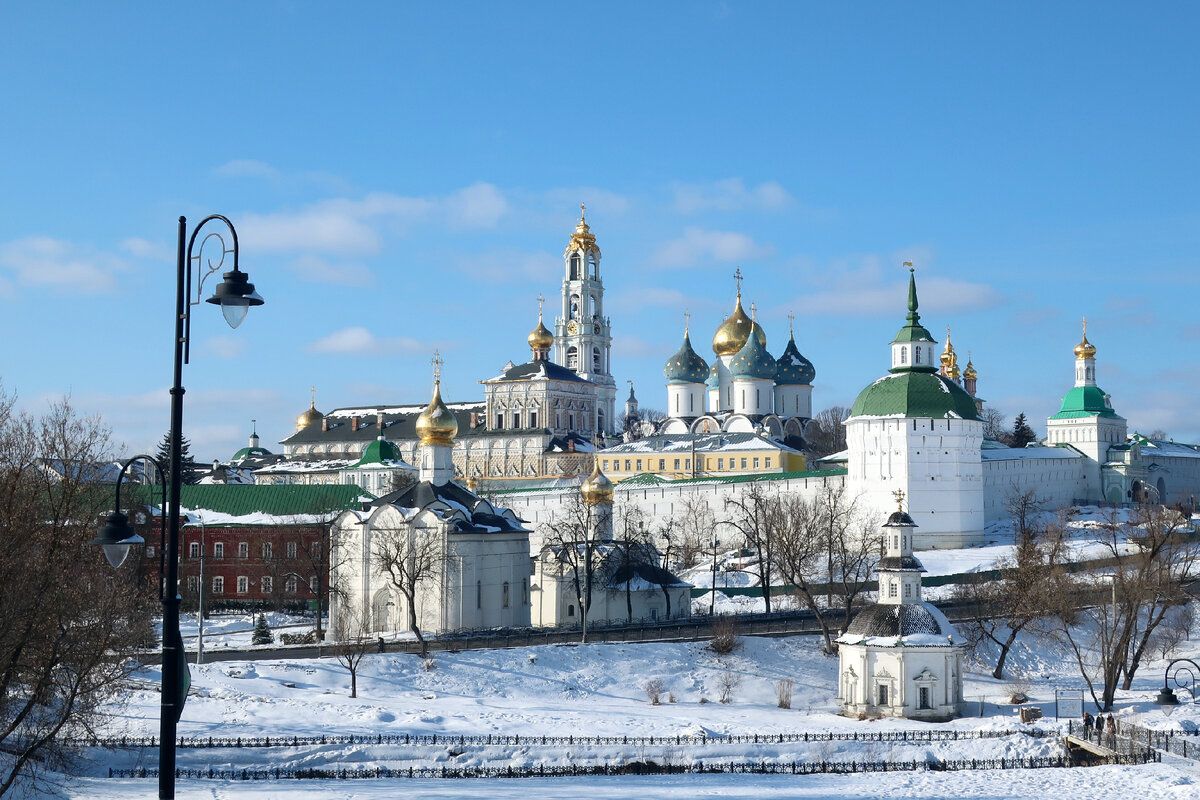 Покровский приход г. Уссурийска приглашает в поездку в Троице-Сергееву Лавру