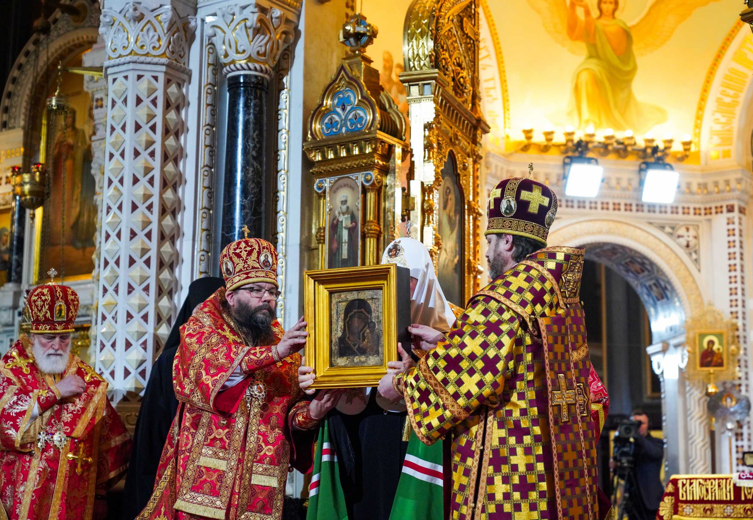 Чудотворную икону Казанской Божией Матери доставят в пределы Приморской митрополии.
