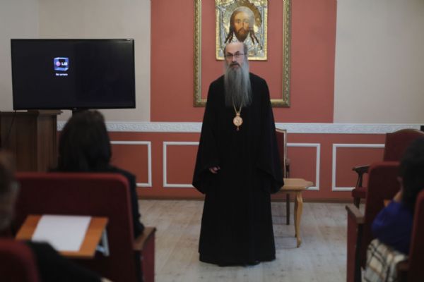 В епархиальном управлении состоялось первое занятие для участников проекта «Благо-Дарю»