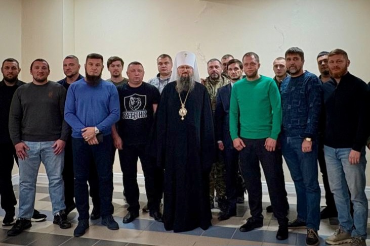 Правящий архиерей встретился с представителями патриотических организаций и объединений г. Владивостока