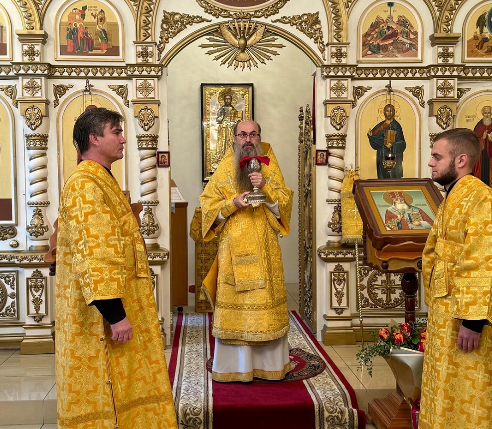 В храме прп. Сергия Радонежского состоялись богослужения