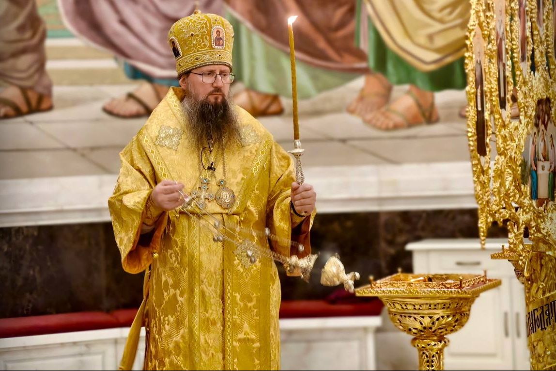 Глава митрополии совершил всенощное бдение в Спасо-Преображенском соборе