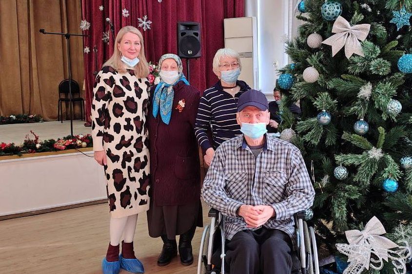 Сотрудники социального отдела Владивостокской епархии посетили  Седанкинский дом-интернат