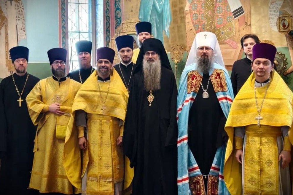 В Успенском храме г. Владивостока состоялось архиерейское богослужение