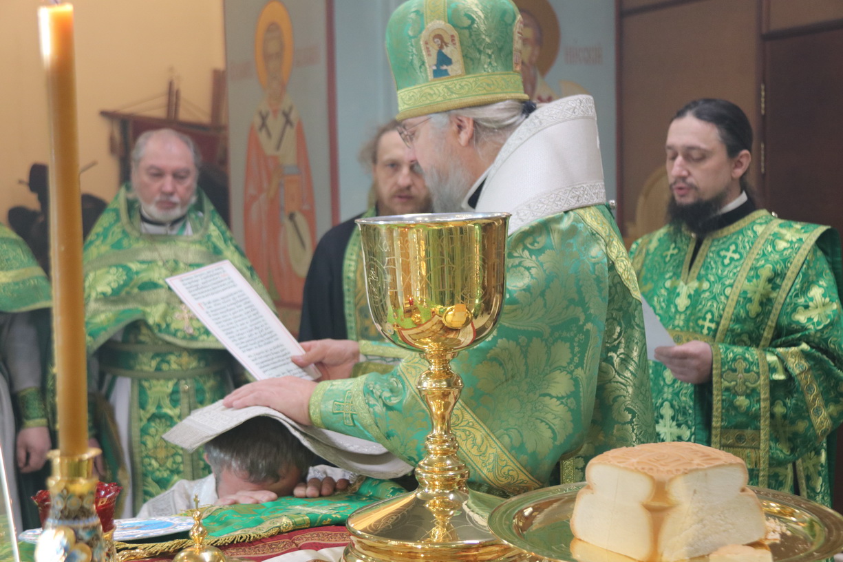 17 февраля, в день памяти преподобного Николая, игумена Студийского, епископ Находкинский и Преображенский Николай совершил Божественную литургию и диаконскую хиротонию в Казанском Кафедральном соборе.