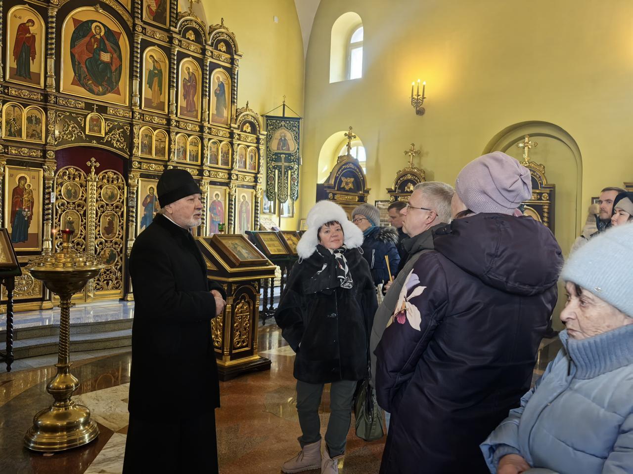 В храме св. вмч.Георгия Победоносца пос. Дунай состоялась экскурсия ко Всемирному дню экскурсовода.