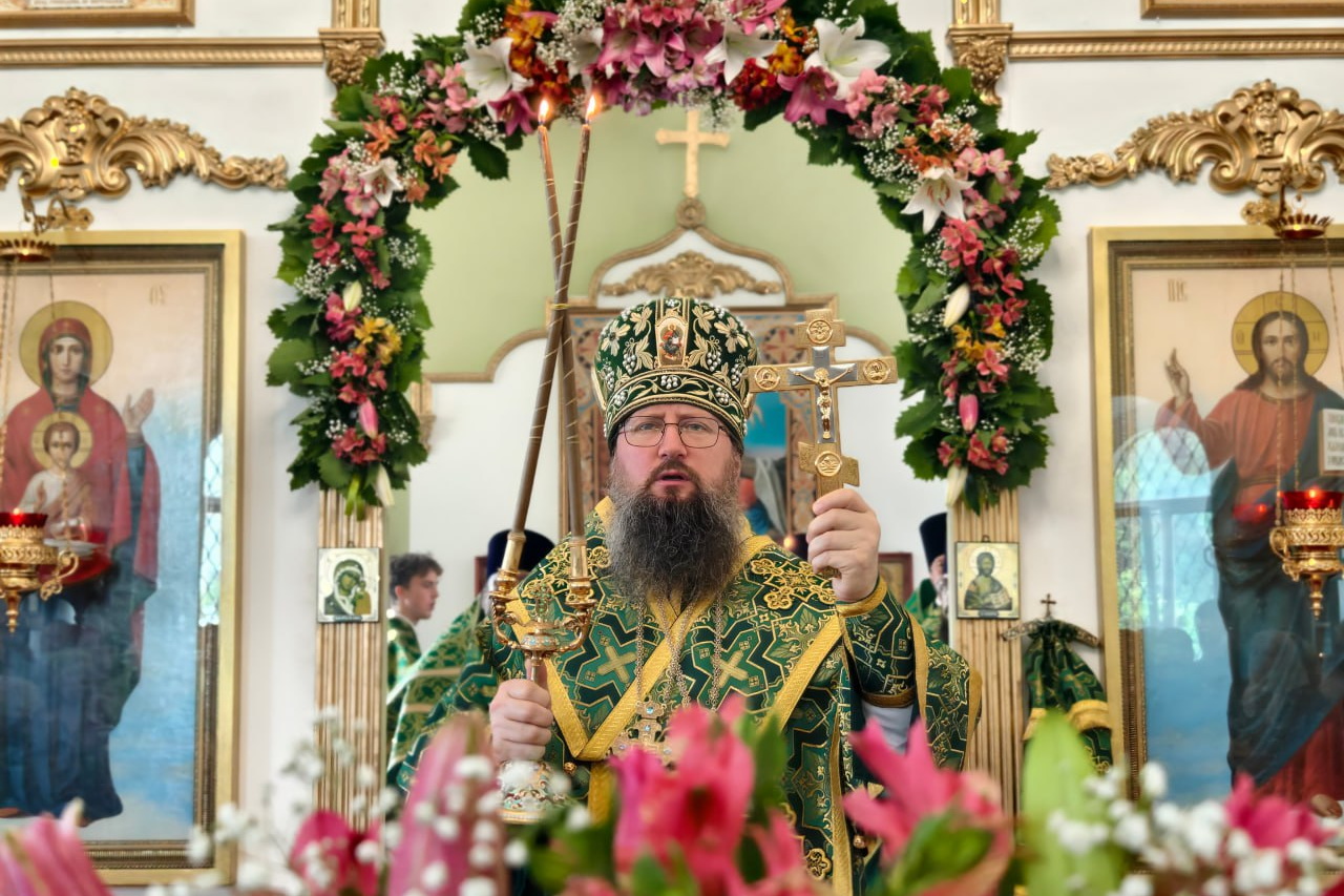Митрополит Павел возглавил престольное торжество в храме св. прп. Тихона Калужского в с. Алексеевка