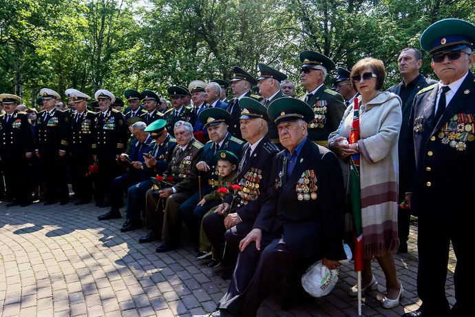 Иерей Виталий Шаркеев принял участие в торжественном мероприятии в честь Дня пограничника.