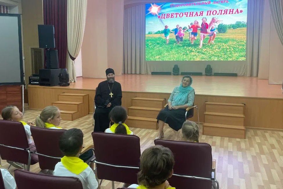 Детям с. Михайловка рассказали о свв. блгвв. Петре и Февронии