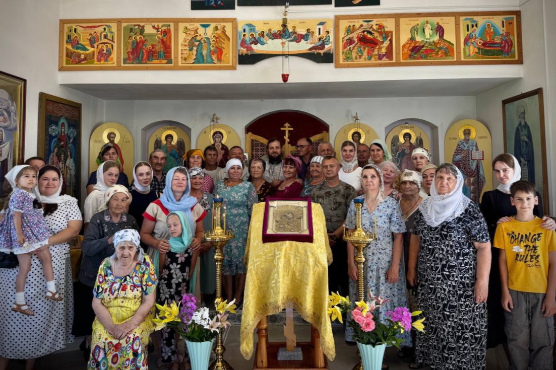 Отец Владимир Ковальчук совершил богослужения престольного праздника в храме с. Ракитного