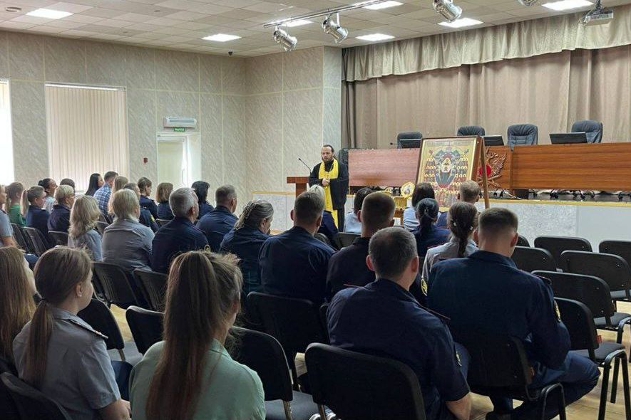 Икона святых покровителей воинства российского побывала в  ГУФСИН