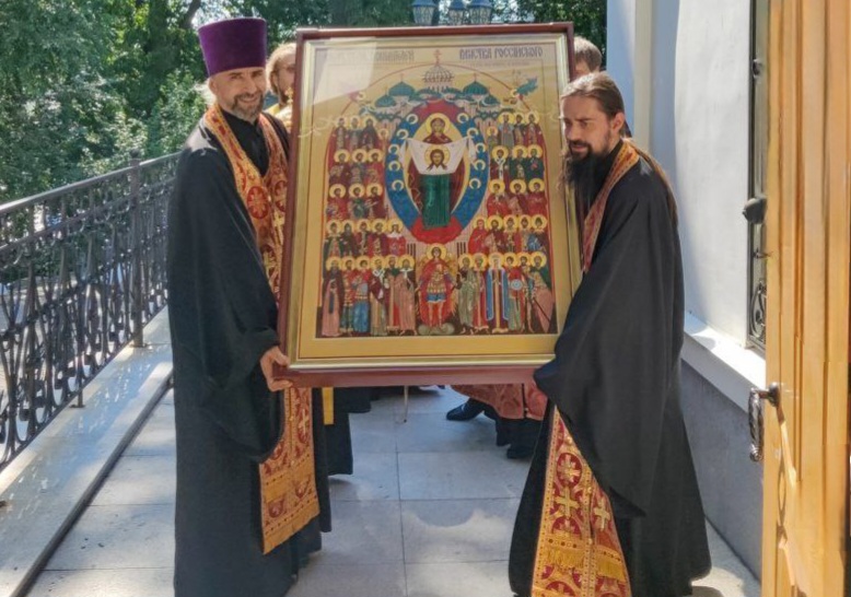 В храм Успения Божией Матери прибыла икона «Собор покровителей воинства Российского»