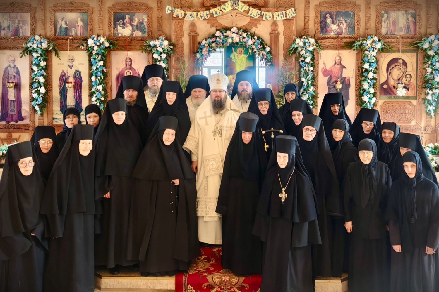 Митрополит Павел совершил Литургию в Казанском монастыре села Раздольное