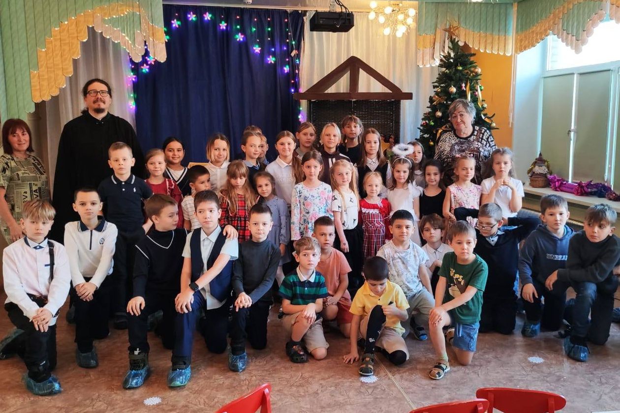 Детсадовцы и школьники узнали о Рождестве Христовом