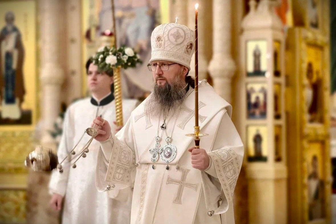 В канун Рождества Христова правящий архиерей совершил всенощное бдение в главном храме Приморья 