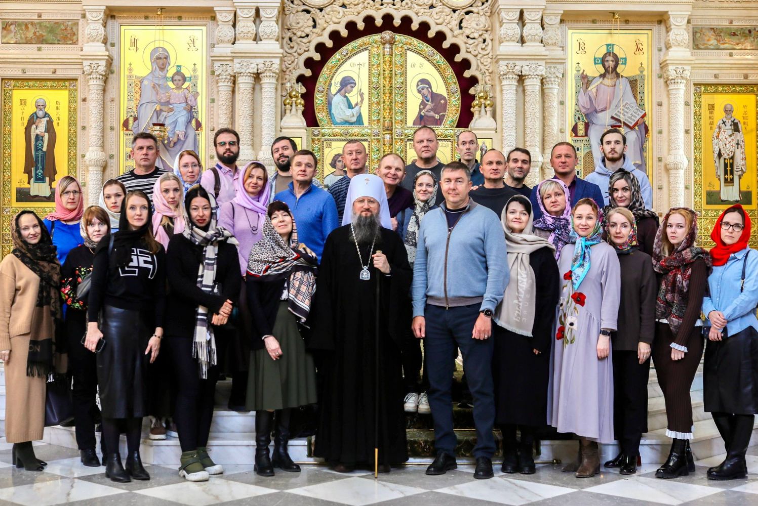 Экскурсия для сотрудников «Славды» прошла в Спасо-Преображенском соборе