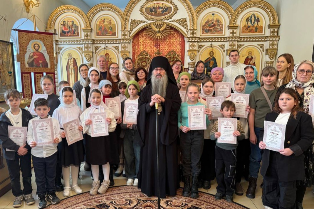 В Центре подготовки церковных специалистов наградили победителей конкурса «Святые новомученики земли Приморской»