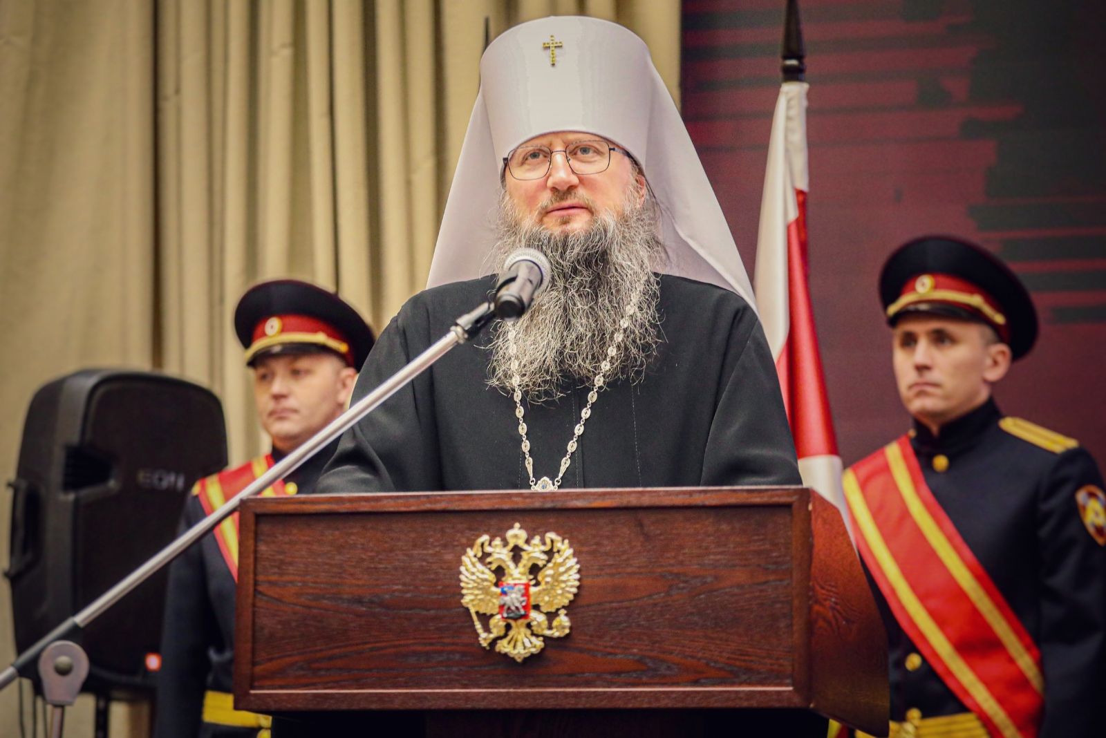 Митрополит Павел поздравил сотрудников Росгвардии с десятилетием службы