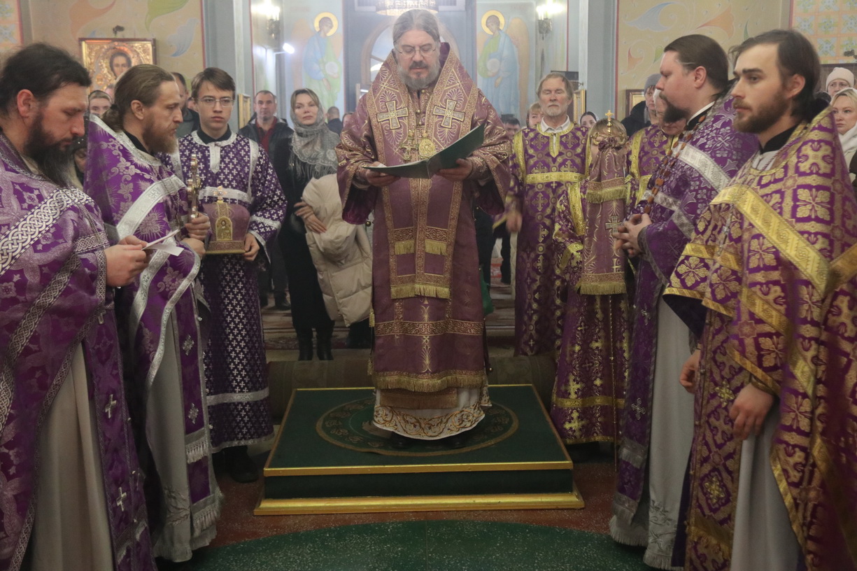 1 марта, в Неделю Торжества Православия, епископ Находкинский и Преображенский Николай совершил Божественную литургию святителя Василия Великого и возглавил чин Торжества Православия в Казанском Кафедральном соборе г. Находки.