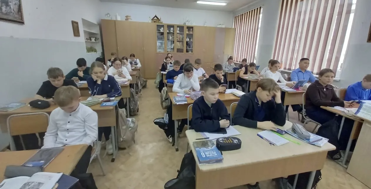  Школьники г. Большой Камень прослушали лекции и проверили свои знания о благоверном князе Данииле Московском. 