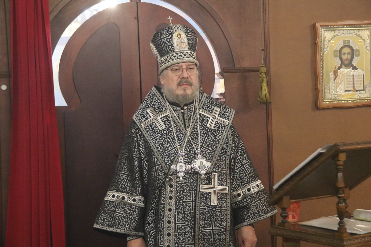 Епископ Находкинский и Преображенский Николай возглавил Литургию Преждеосвященных Даров в Казанском соборе г. Находки.