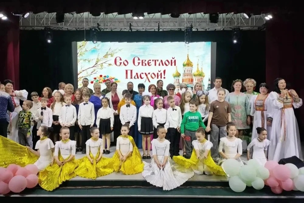 Протоиерей Лев Калачиков посетил Пасхальный концерт в п. Пограничный