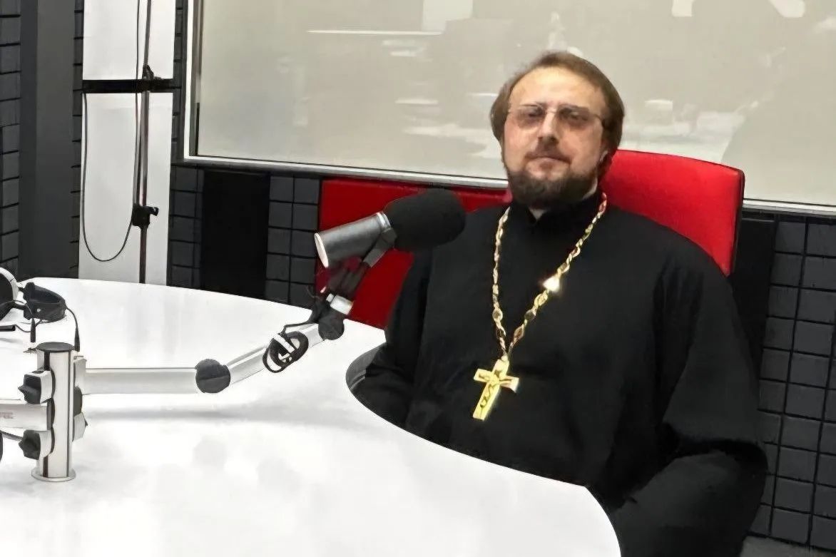 Иерей Дионисий Гордеев принял участие в радиоэфире «Комсомольской правды»